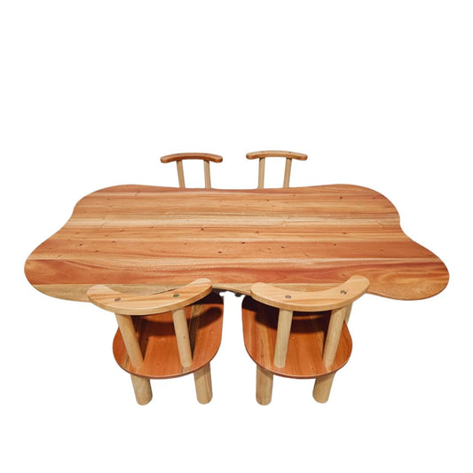 Child hardwood cloud table with 4 chairs